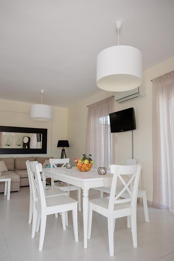 Ammos Village Maurovouni